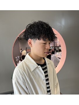 イル(il) 波巻きパーマ