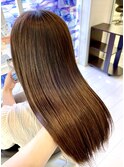 髪質改善で大人の艶髪へ【アミーベルの傷まないカラー】
