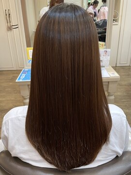 アルターリール(aL ter Rire) 黒髪/ボブルフ/ネビージュ/小顔/ワンレン