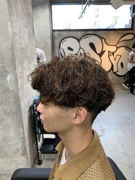 カーニー 上野(kearny) メンズマッシュ/シャドウパーマ/ニュアンス/スパイラルパーマ