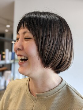 ケーオーエスビューティー(K O S beauty) オン眉なマッシュショート!