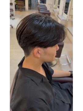 バグジー 小倉店(BAGZY) 毛流れセンターパート