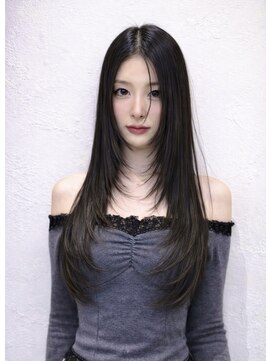 ボタン テンジン(VOTAN tenjin) 暗髪カラーとレイヤーカットで上品な韓国style☆