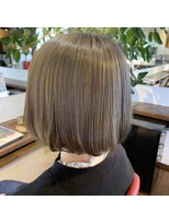 ピースリーヘア バイ カーサ(peathree.hair by CASA)&nbsp;ライトグレージュ×ボブ