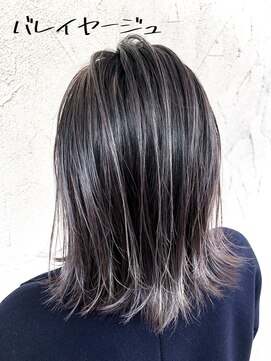 リー ヴィータ 上新庄(Lee Vita) グラデーションカラー×グレージュ