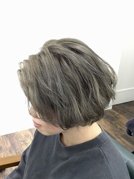 アークス(Ark'ss) ブリーチカラー　イルミナ　エヌドット　ボブ　ミディアム