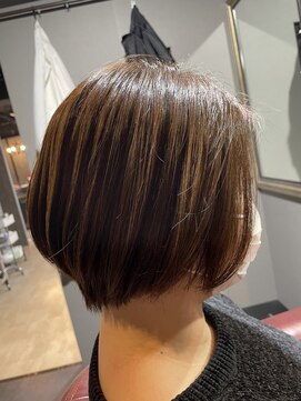 カーム(calm) くびれショートボブ