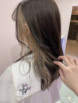 ゲーム バイ アランスミシー 横浜(GAME by Alan Smithee) インナーカラー/ダブルカラー/ブロンドベージュ/セミロング