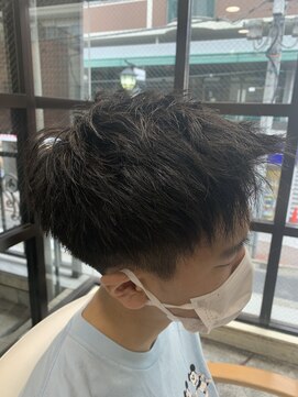 スタジオドーム(studio DOmE) 中学生のメンズカット/ツーブロック/フレッシュ/ラフ/黒髪/束感