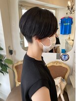 アミュレ(Amule)&nbsp;黒髪マッシュ女子ハンサムショートマッシュカット/縮毛矯正