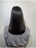 美髪ストレート×ミディアム×ダークグリーン×メテオカラー