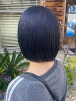 ナカオコアフュール(NAKAO COIFFURE) ブルーブラック　寒色系カラー　ミニボブ　ハイトーンボブ