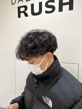 ダズルヘアラッシュ(DAZZLE hair RUSH) 波巻きパーマ