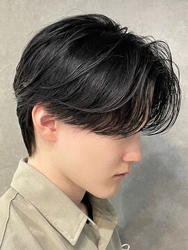 エルマーク 心斎橋(L-MARK) センターパートニュアンスパーマ韓国カルマパーマコンマヘア