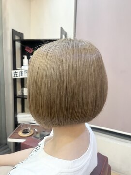 エアフローアンビシャン(AIRFLOW AMBITION) ハイトーンボブ