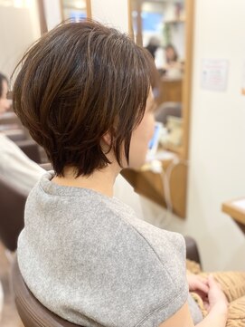 フリージア(freesia) 30代40代50代/大人ショート/艶髪/簡単スタイリング