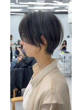 ビューナゴヤ 名駅(VIEW NAGOYA) 黒髪カタログ/ボブルフ/小顔に見せるヘア/ワンレン