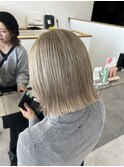 ボブ　ハイトーン