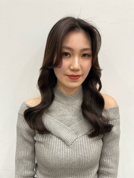 アミー 駒澤(Ammy komazawa) #切りっぱなしボブ #前下りボブ #顔周りレイヤー #小顔カット