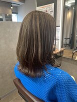 ザラブズラフズヘアー 守恒店(the loves laughs hair) スジ感ハイライト/外ハネ/くびれミディ