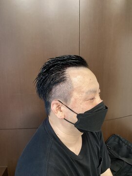 サロンドチャンピオン(SALON DE CHAMPION) 短髪激しめカット