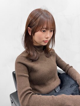 ユニバース(UNIVERSE.) 顔周りカット×暖色ブラウン