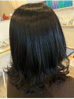 ピアリ オカモト(Peri okamoto)&nbsp;透明感アップカラーのくびれミディ