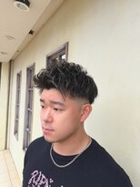 エイミーバイアフロート(amie by afloat) 【伊藤指名限定】スキンフェードアップバング×メッシュ