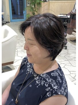 シアン 栄店(CYAN.) 癖を活かしてスッキリショートボブ