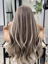 ロウル 渋谷(LOWRL)&nbsp;フェミニンロング/似合わせカット/ウェーブミディアム/渋谷