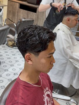 グルーマーズトウキョウ(GROOMER/S TOKYO) men's/メンズ/リバースセンターパート/サーフカール/神保町/眉毛