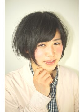 アットゼー(@z) スタンダードショートボブ　by ワタナベユウスケ