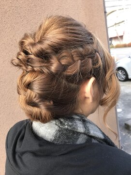 アキラ 名谷店(akira) くるりんぱヘアアレンンジ