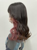 アライブ キチジョウジ(ALIVE Kichijoji)&nbsp;秋におすすめ韓国風インナーカラー×チェリーピンク