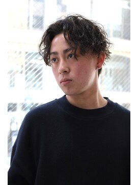 メゾンフォーメン(Maison for men) ツイストスパイラルパーマセンターパート波巻きアップバング