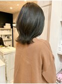 福山市美容室Caary人気 夏カラーオリーブグレージュ外ハネミディ