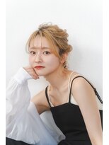 O&nbsp;ウェディングヘアメイク