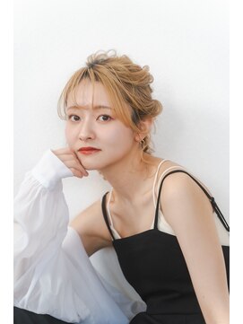 O ウェディングヘアメイク