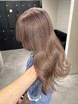 ベレーザ 渋谷(BELEZA)&nbsp;7899ミルクティーアッシュベージュハイトーンカラーワンホンヘア