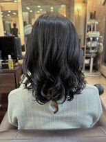 キャラ 池袋本店(CHARA)&nbsp;伸ばし中だけど扱いにくいミディアムヘアにパーマをかけてみた！