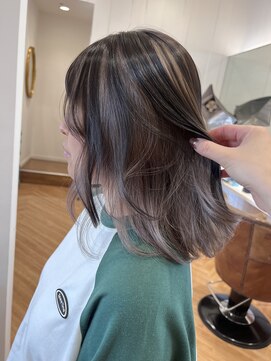 コワファースト  させぼ五番街店(COIFF1RST) ミルクティー×ブラック