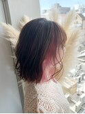 ピオニーピンクイヤリングカラー 切りっぱなしボブ