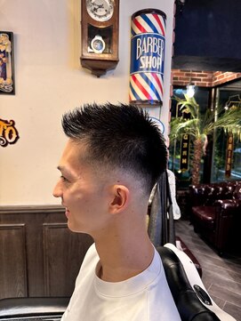 バレス 田町(BALES) [スキンフェード/ツイストスパイラル/田町]