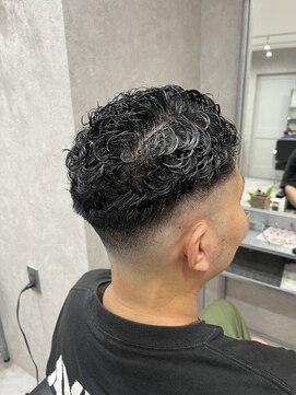 アグ ヘアー ナッツ 秦野店(Agu hair nuts) 極道パーマ×フェード　秦野