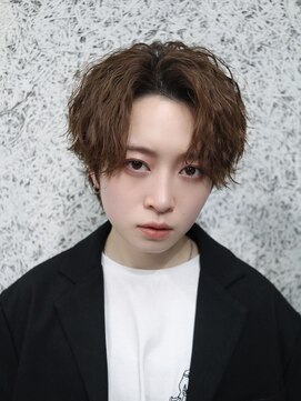 クール 大和八木駅前店(Coeur) 無造作センターパート　メンズパーマ