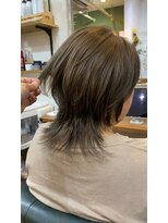 ブランチ(branch)&nbsp;「周りと差がつく」中性ウルフ×オリーブグレージュ