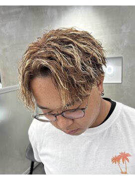 アクロ(ACRO) 広島メンズ/アップバング/ツイスパ/ハイライト