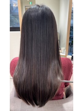 アム 表参道(am) 小顔薄めバンググレージュレイヤーロング前髪パーマ黒髪