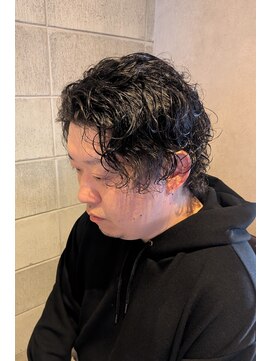 ワンワンオー バーバーショップ コンチネンタル(@110 BARBER SHOP continental) スパイラルパーマ