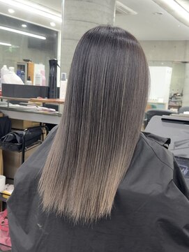ウェーリング(Welring) グレージュバレイヤージュ